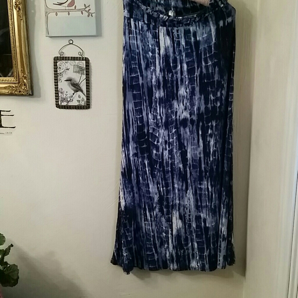 Loveappella Dresses & Skirts - Tie dyed abstract maxi skirt, S